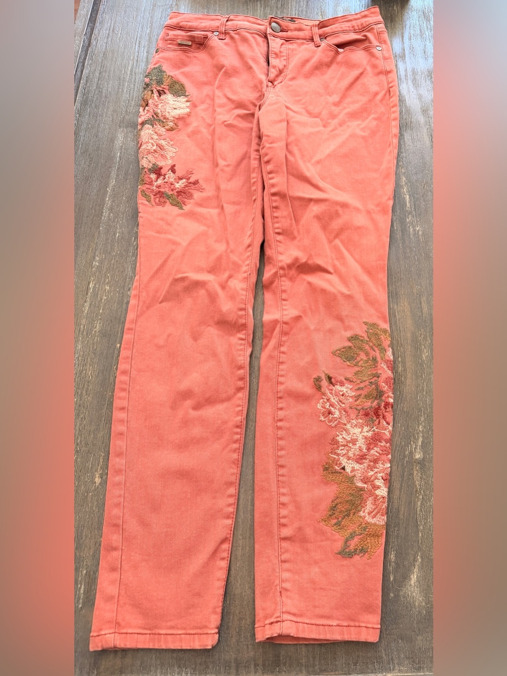 Nine West Coral Skinny  Gramercy embroidered Jeans sz 6
